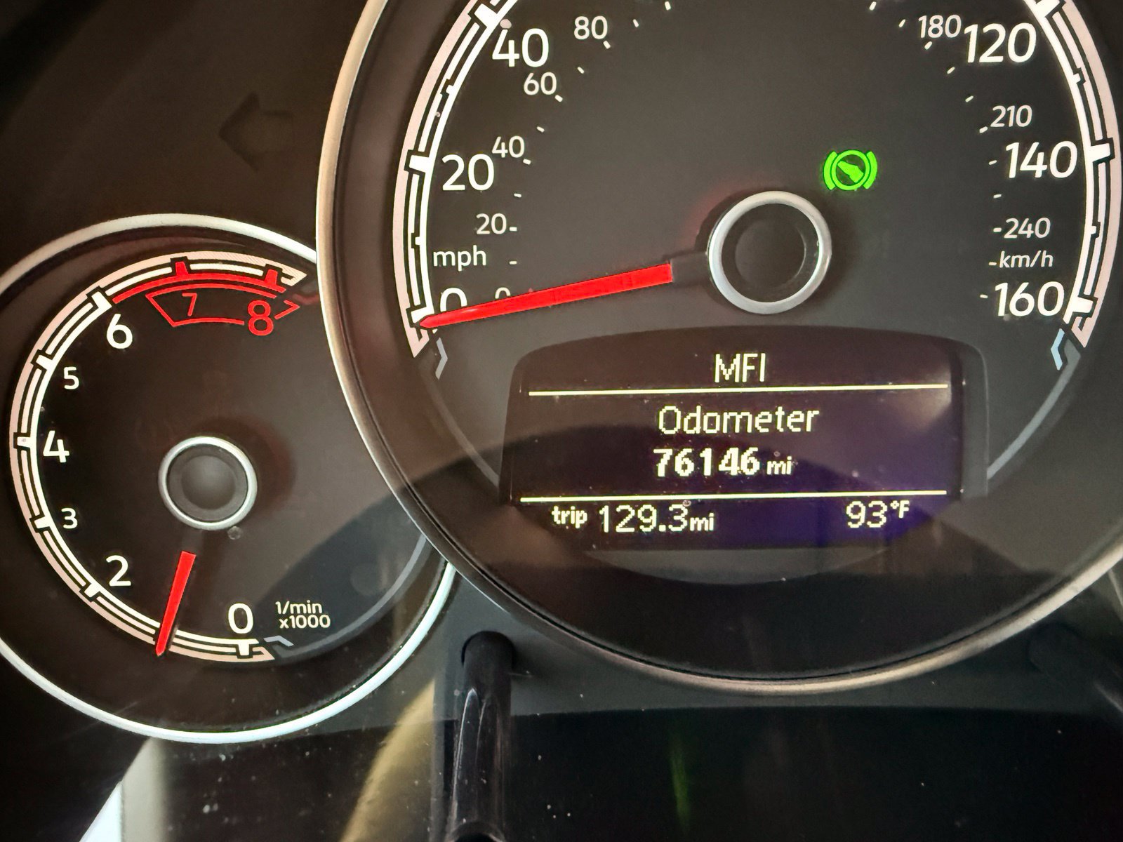 Used 2018 Volkswagen Beetle 2.0T S w/ Style & Comfort Package For S FWD image 13