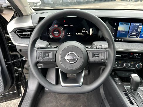 New 2026 Nissan Kicks S FWD image 21