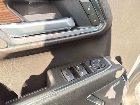 New 2026 GMC Sierra 1500 Elevation w/ Elevation Premium Package AWD/4WD image 17