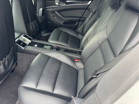 Used 2016 Porsche Panamera Edition image 12