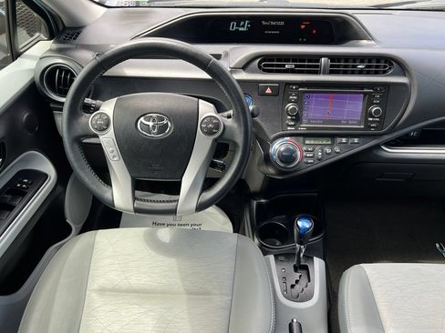 Used 2014 Toyota Prius C Four FWD image 28
