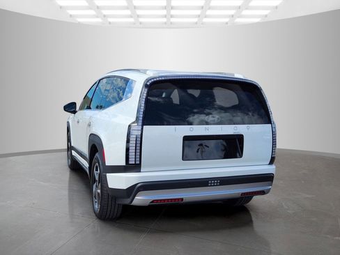 New 2026 Hyundai Ioniq 9 S RWD image 4