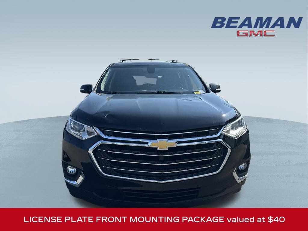 Used 2019 Chevrolet Traverse LT w/ LT Premium Package AWD/4WD image 2