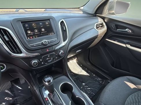 Used 2019 Chevrolet Equinox LT AWD/4WD image 24