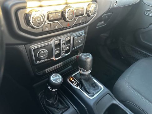 Used 2020 Jeep Gladiator Sport w/ Quick Order Package 24S image 6