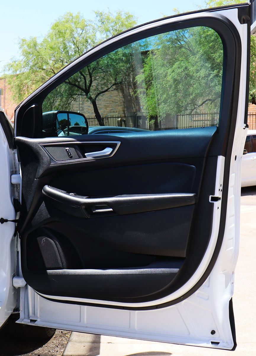 Used 2021 Ford Edge SE FWD image 29
