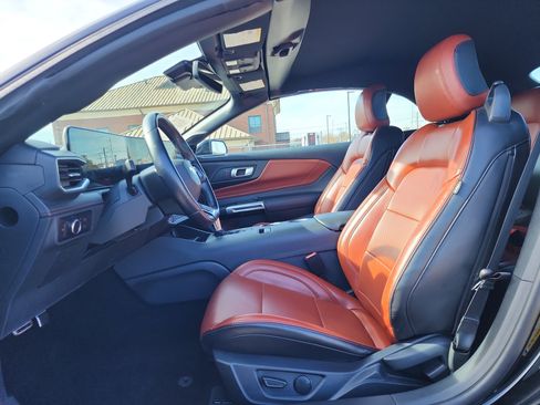 Used 2024 Ford Mustang Premium image 10