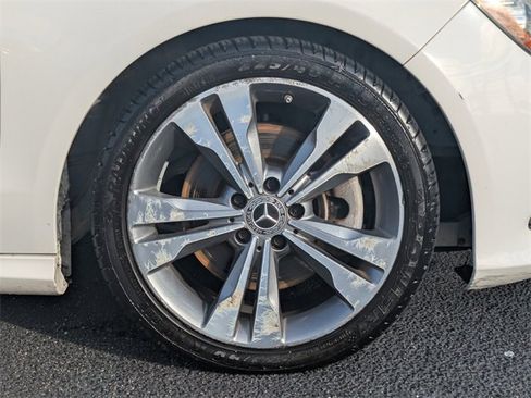 Used 2019 Mercedes-Benz CLA 250 image 9