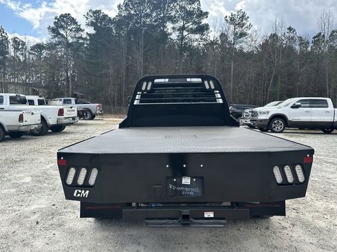 Used 2024 RAM 5500 Tradesman w/ Chrome Appearance Group image 19