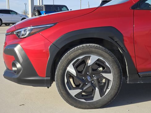 Used 2024 Subaru Crosstrek 2.5i Limited w/ Crosstrek Mirror Package image 8