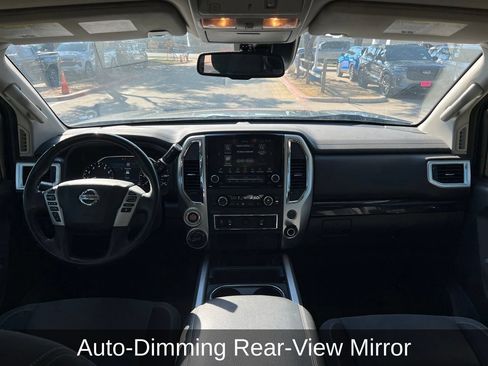 Used 2020 Nissan Titan SV w/ SV Convenience Package AWD/4WD image 13