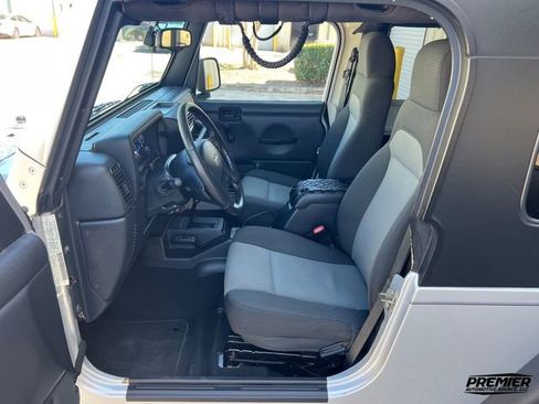 Used 2005 Jeep Wrangler Unlimited image 68