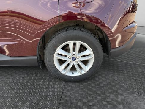 Used 2018 Ford Edge SEL w/ Equipment Group 201A AWD/4WD image 14