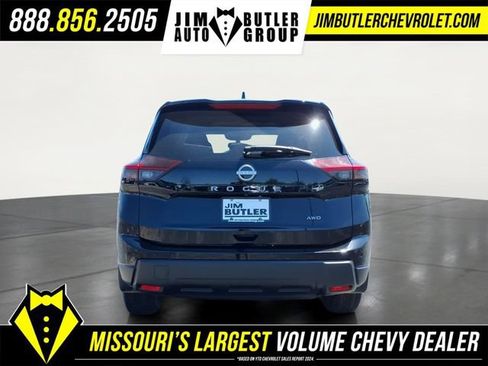 Used 2024 Nissan Rogue S AWD/4WD image 22