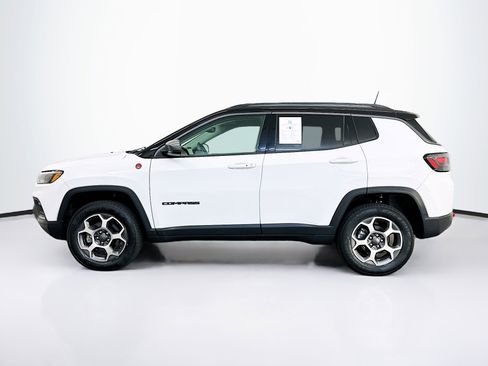 Used 2022 Jeep Compass Trailhawk w/ Trailhawk Elite Group image 4