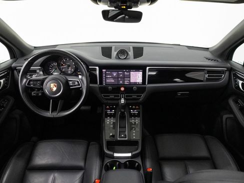Certified 2023 Porsche Macan AWD/4WD image 14