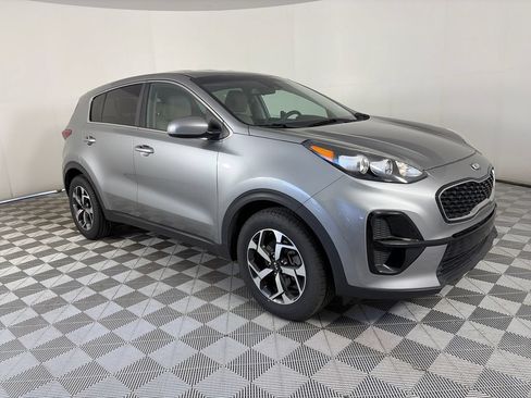 Used 2020 Kia Sportage LX FWD image 1