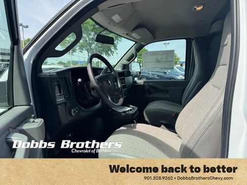 New 2026 Chevrolet Express 2500 w/ Driver Convenience Package RWD image 10