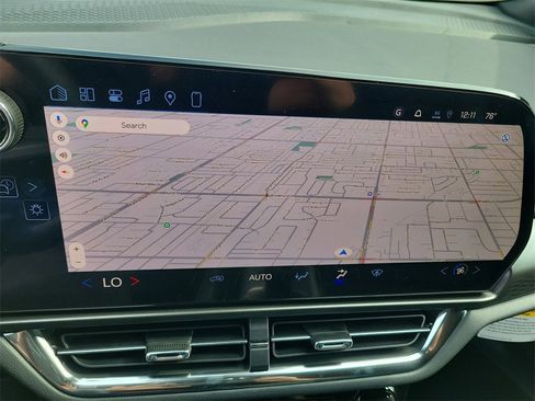 New 2026 Chevrolet Equinox EV LT image 8