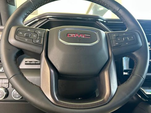 Used 2024 GMC Sierra 1500 AT4 w/ Technology Package AWD/4WD image 21