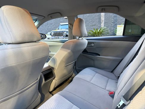 Used 2017 Toyota Camry LE image 16