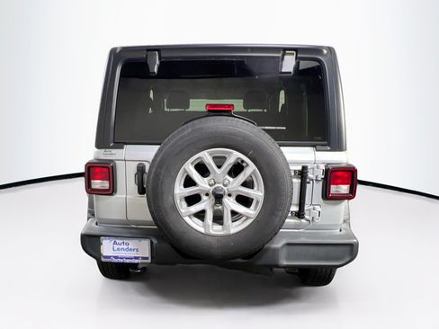 Used 2023 Jeep Wrangler Sport AWD/4WD image 6