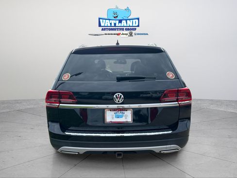 Used 2019 Volkswagen Atlas SE w/ Towing Package FWD image 4