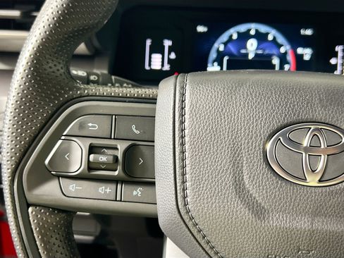 New 2026 Toyota Tacoma SR5 RWD image 17
