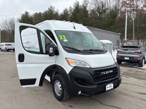 Used 2023 RAM ProMaster 3500 w/ Driver Convenience Group FWD image 10