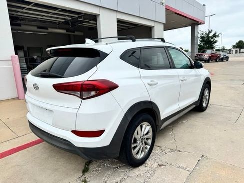 Used 2018 Hyundai Tucson SEL Plus FWD image 6