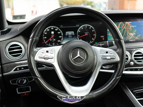 Used 2018 Mercedes-Benz S 560 Sedan image 23