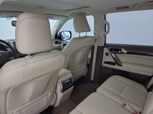 Used 2019 Lexus GX 460 Luxury AWD/4WD image 13