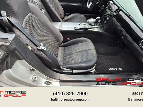 Used 2008 MAZDA MX-5 Miata Touring RWD image 31
