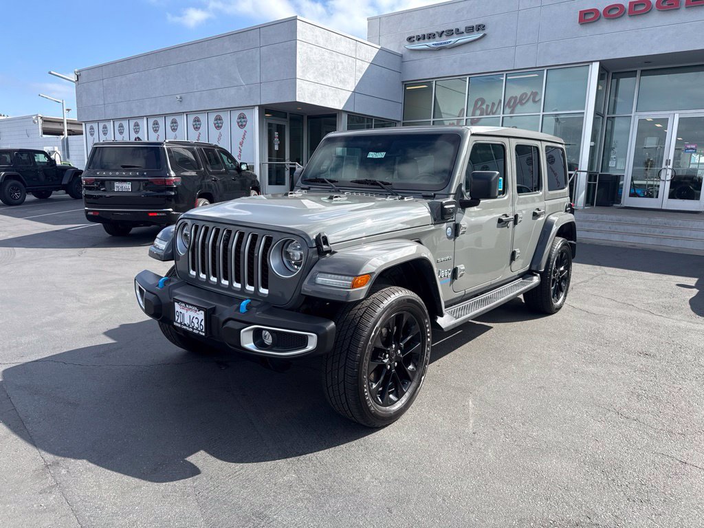 Certified 2022 Jeep Wrangler Unlimited Sahara w/ Cold Weather Group AWD/4WD image 3