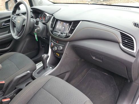Used 2021 Chevrolet Trax LS w/ Tint and Cruise Package image 24