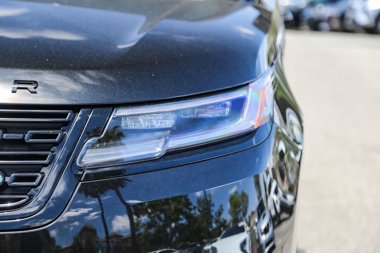 New 2026 Land Rover Range Rover Velar S AWD/4WD image 10