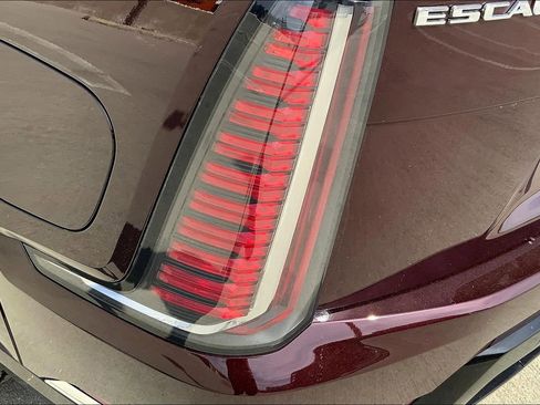 New 2025 Cadillac Escalade IQ Luxury 2 image 15