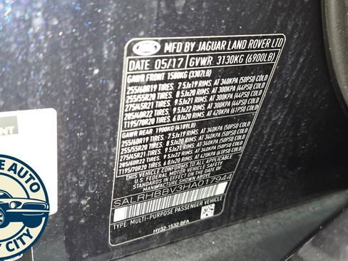 Used 2017 Land Rover Discovery HSE Luxury AWD/4WD image 28