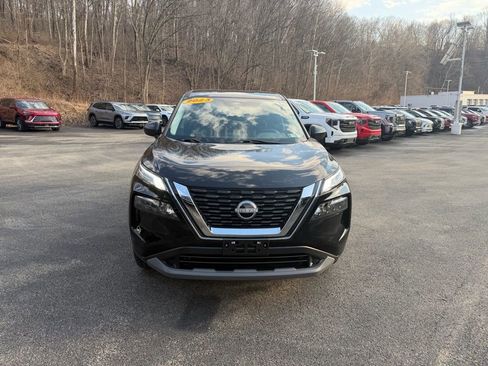 Used 2023 Nissan Rogue S image 10