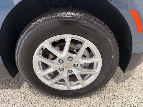 Used 2024 Chevrolet Equinox LT image 31
