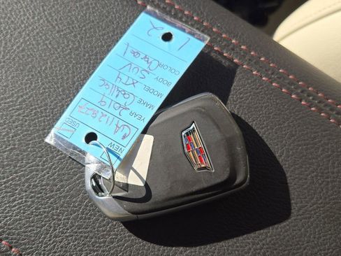 Used 2019 Cadillac XT4 Sport image 34