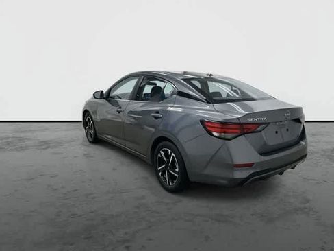 Used 2025 Nissan Sentra SV FWD image 2