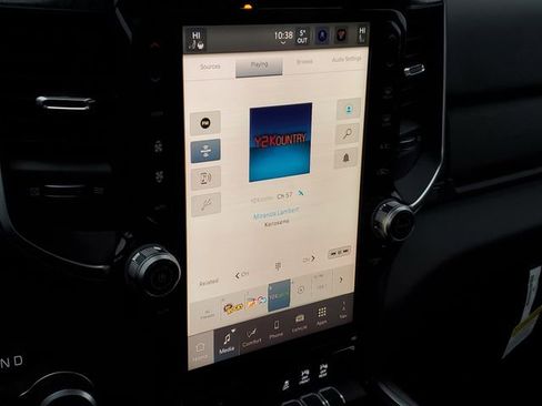 New 2026 RAM 1500 4x4 Crew Cab image 10