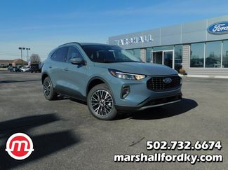 New 2026 Ford Escape SE video 1