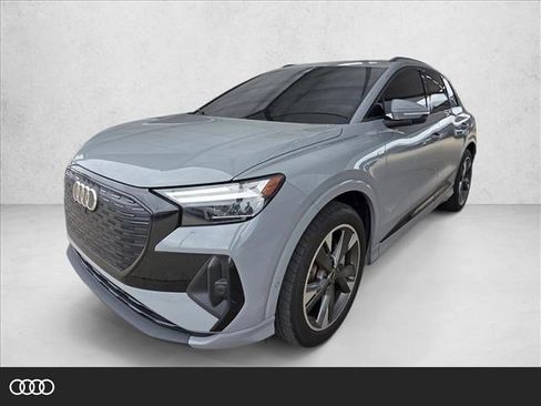 Used 2024 Audi Q4 e-tron Premium Plus w/ Premium Plus image 1