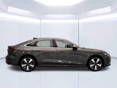 Used 2025 Audi A5 2.0T Premium w/ Convenience Package AWD/4WD image 6