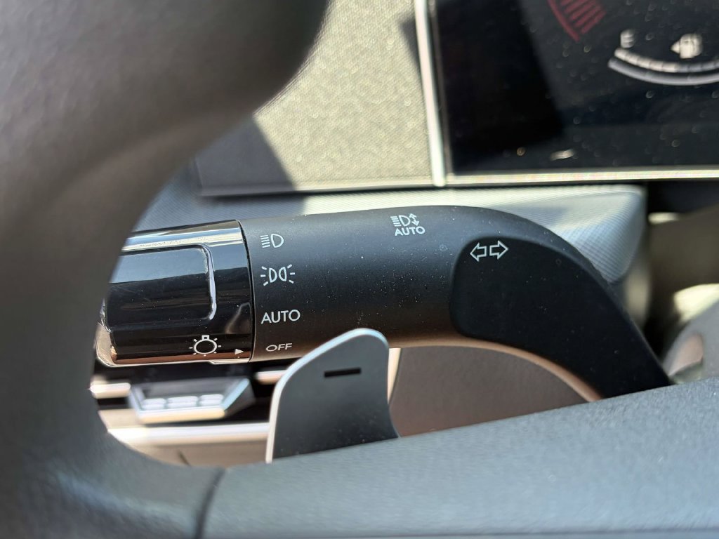 Used 2025 Hyundai Sonata SEL FWD image 26