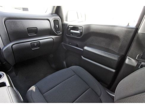 Used 2020 Chevrolet Silverado 1500 Custom w/ Custom Value Package image 13