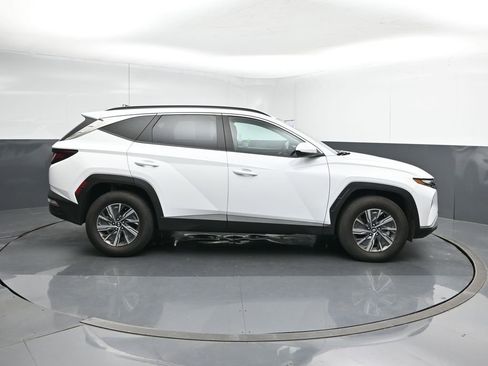 Used 2024 Hyundai Tucson Blue AWD/4WD image 6