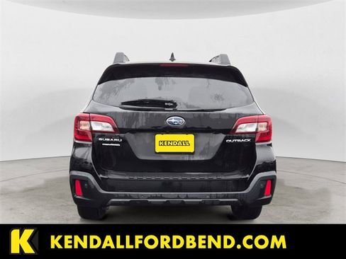 Used 2018 Subaru Outback 2.5i Limited image 4